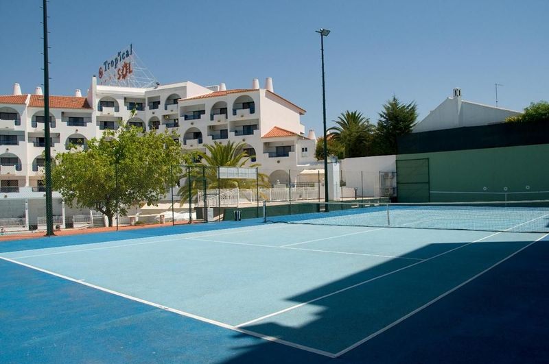 Tropical Sol Apartments - Image 7