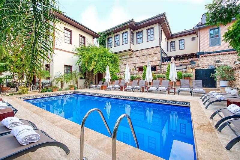 Tuvana Hotel - Image 1