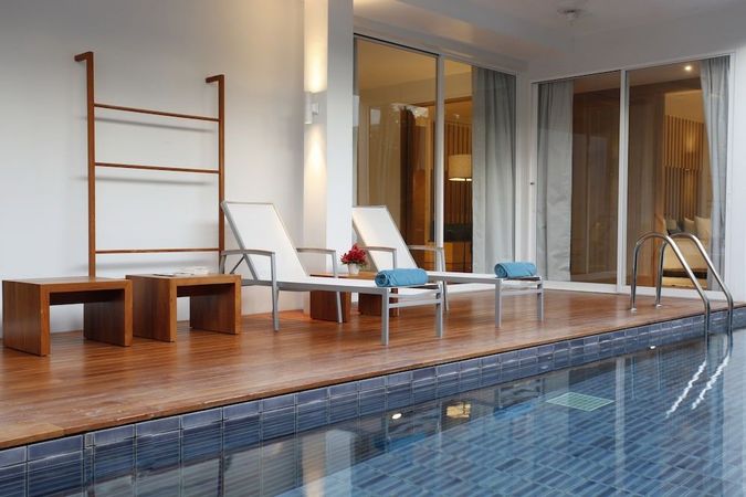 Privat terrass med pool på Nap Patong, Patong