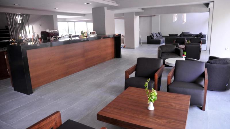 Oktober Downtown Rooms - Image 8