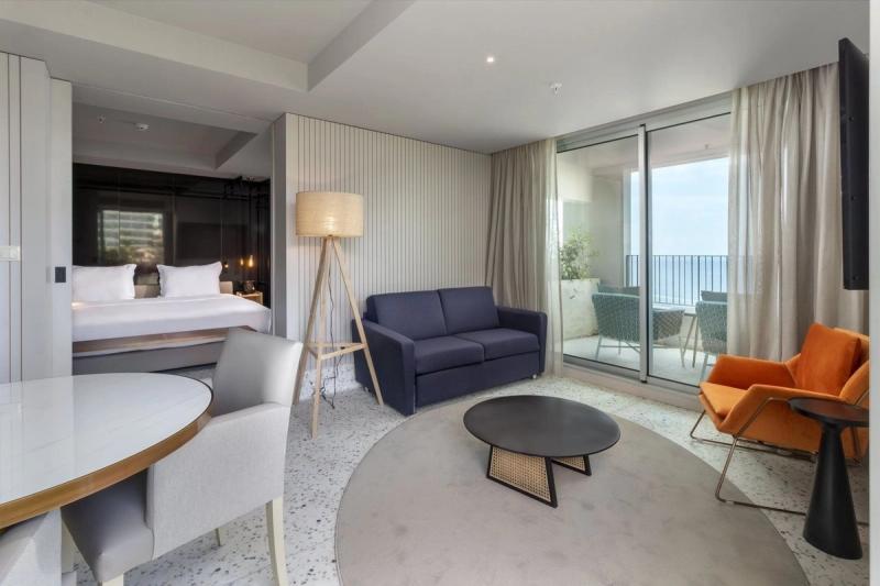Next Hotel - Image 3