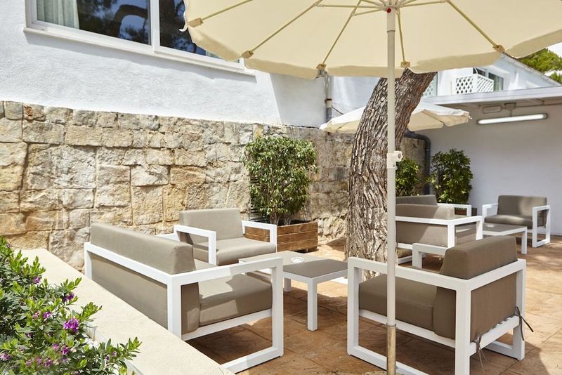 Universal Hotel Laguna - Image 7