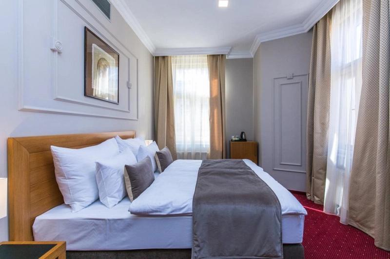 Myo Hotel Caruso - Image 7