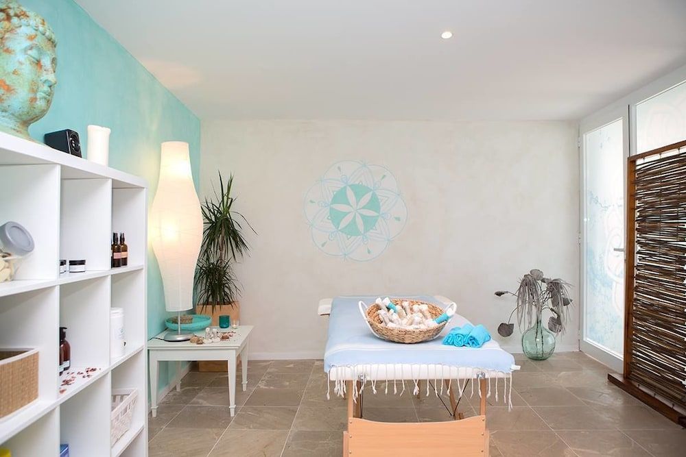 Hotel Cala d'Or - Image 7