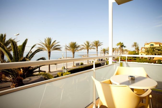 Terrasse med havudsigt