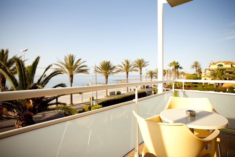 Hotel Subur Maritim - Image 2