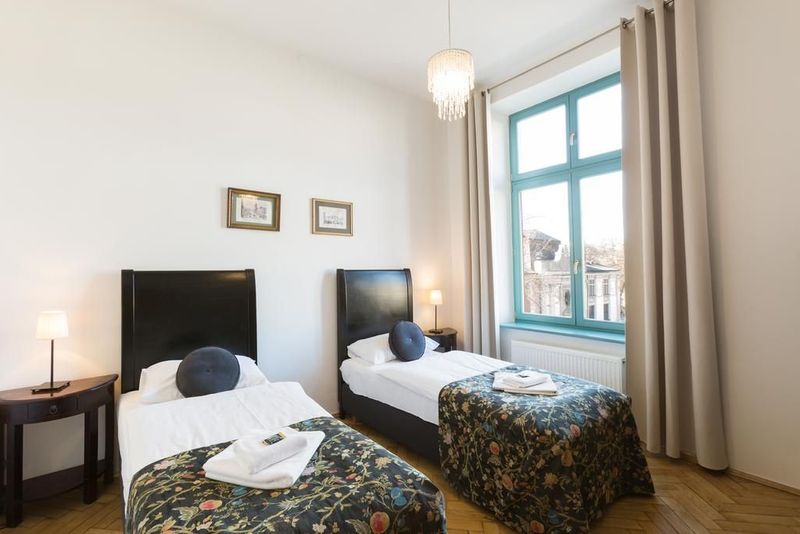 Antique Apartments - Image 8