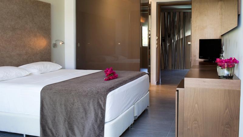 Oktober Downtown Rooms - Image 3