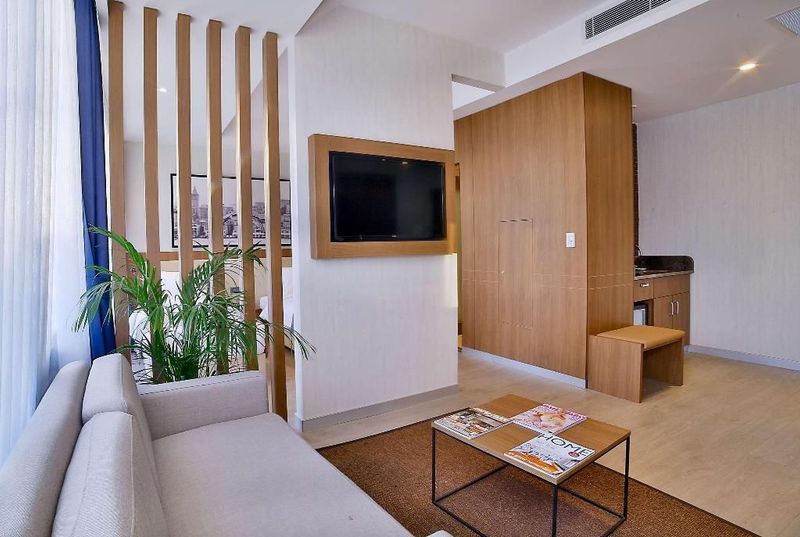 Ramada by Wyndham Istanbul Old City - Image 5