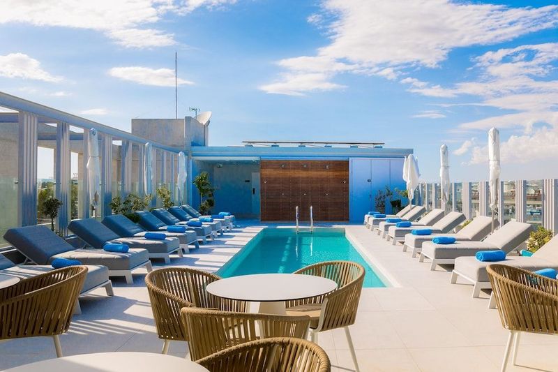 Hotel Indigo Larnaca - Image 9