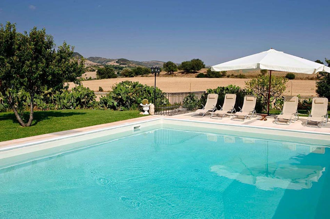Privat ferievilla med pool på Sicilien