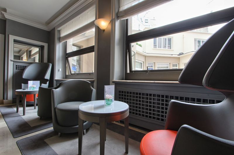 Timhotel Opera Blanche Fontaine - Image 3