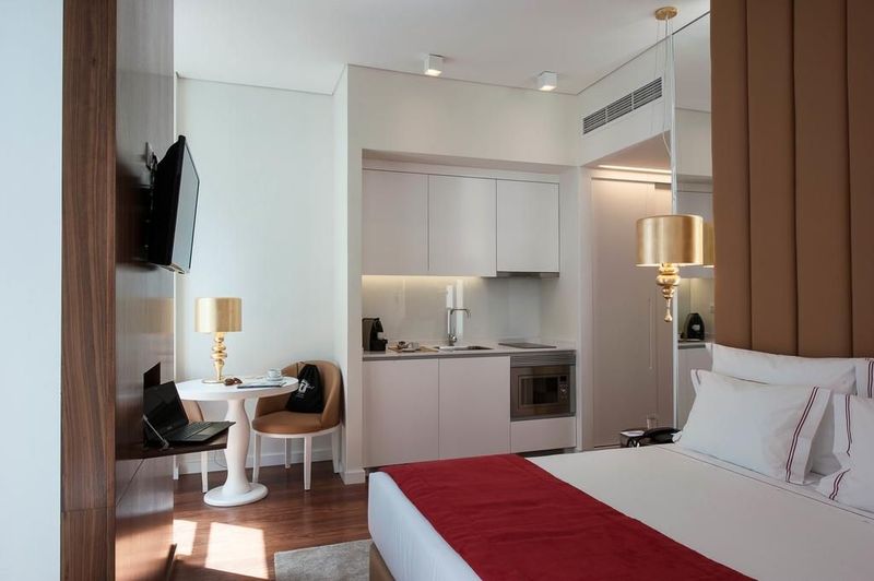 The 7 Hotel - Image 5