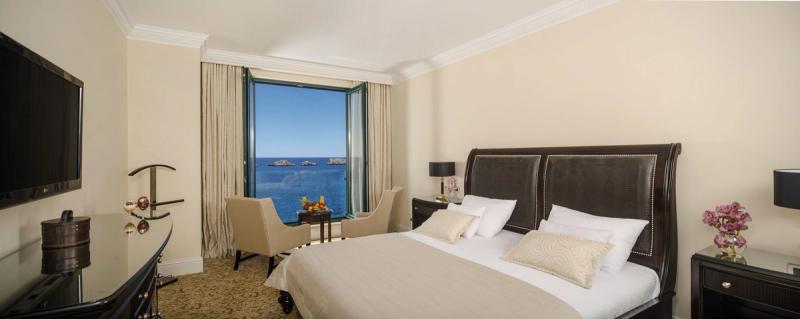 Royal Princess Hotel - Image 2