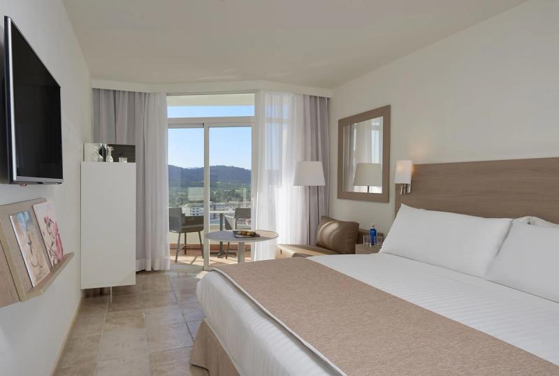 Melia Calvia Beach - Image 2