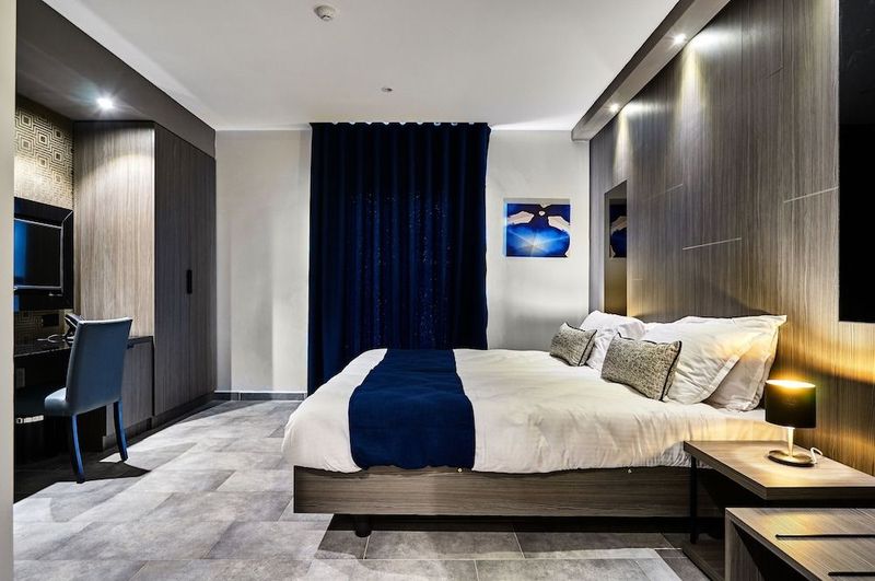 The District Hotel - Image 2