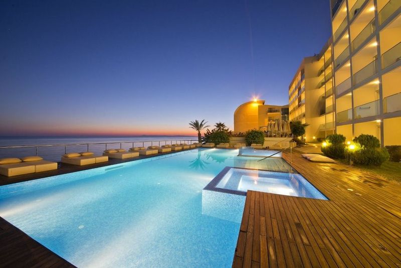 Yalihan Una Hotel - Image 1
