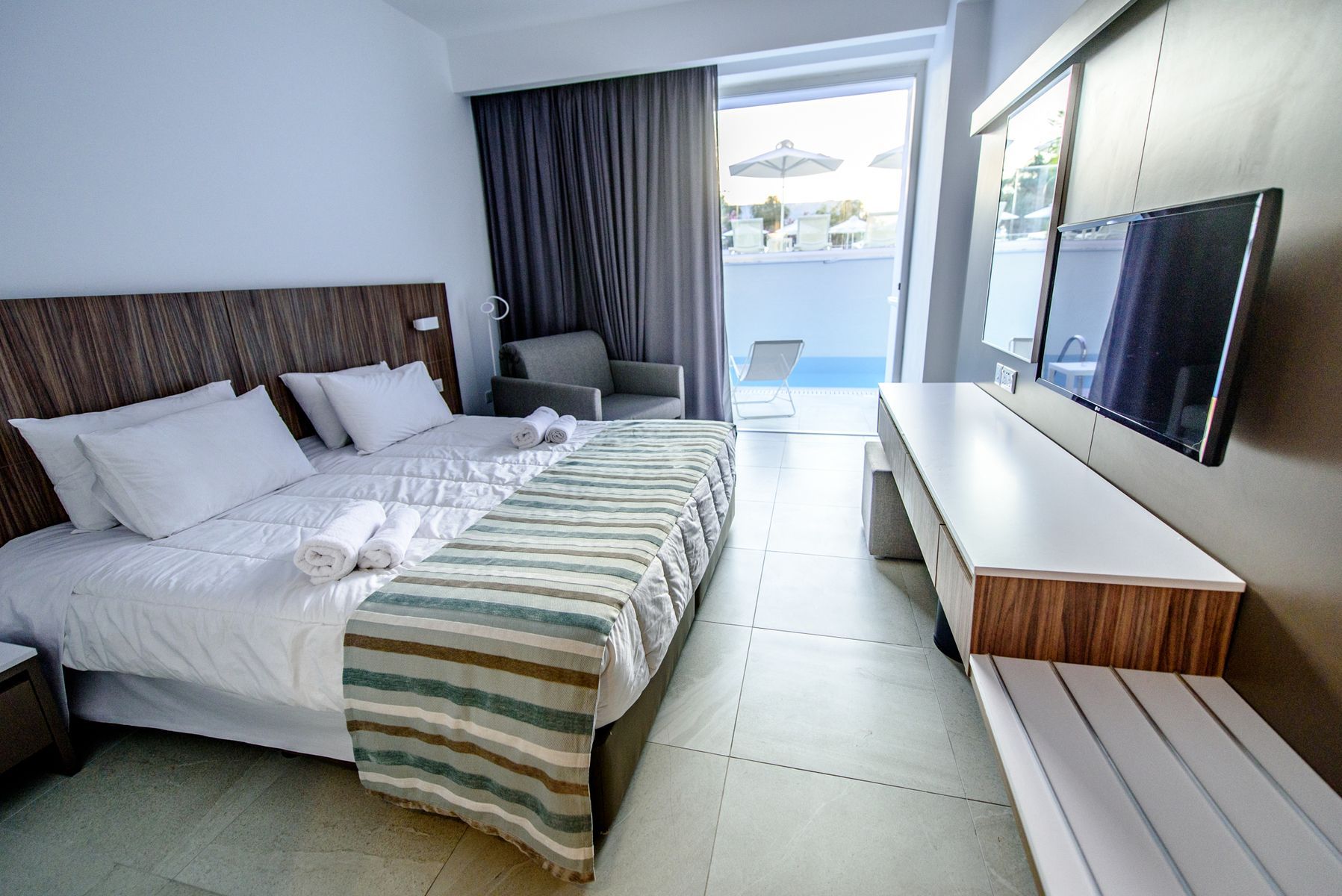 Eleana Hotel - Image 4