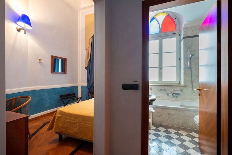 Grand Hotel Ortigia - Image 7
