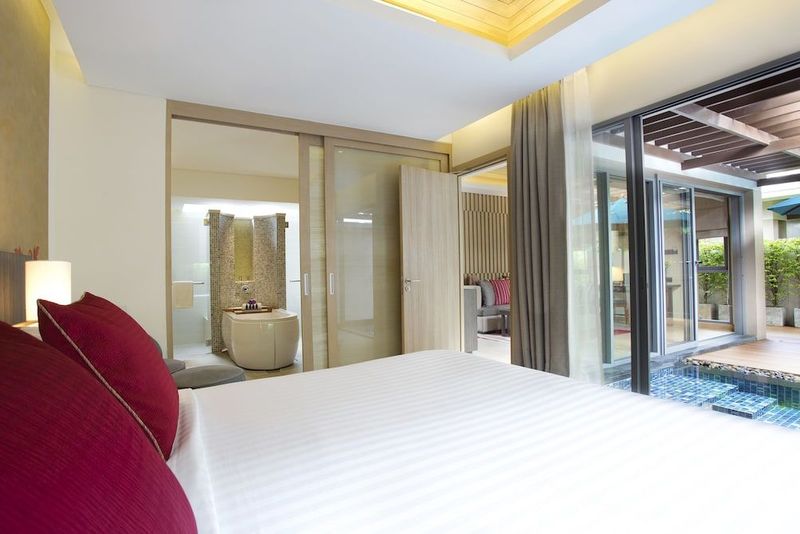 Grand Mercure Phuket Patong - Image 4