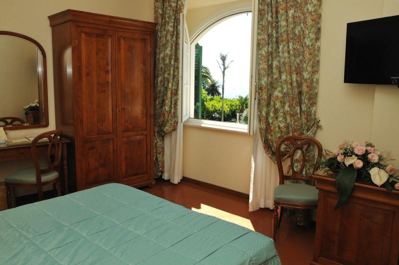 Villa Irlanda Grand Hotel - Image 3