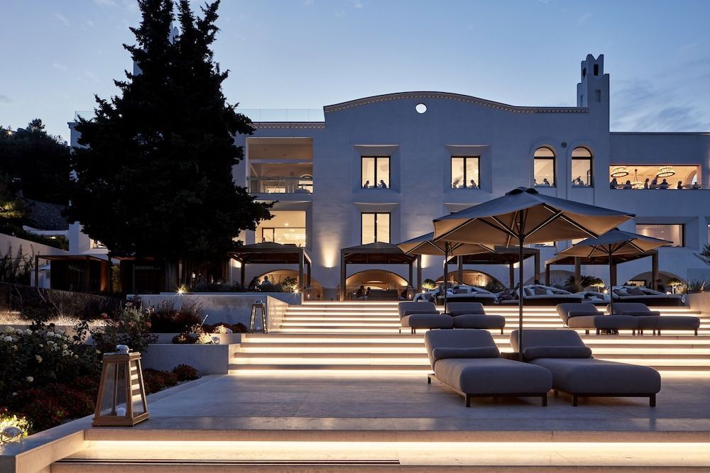 Esperos Village Blue & Spa av Faliraki om kvelden - stemningen er både koselig og romantisk
