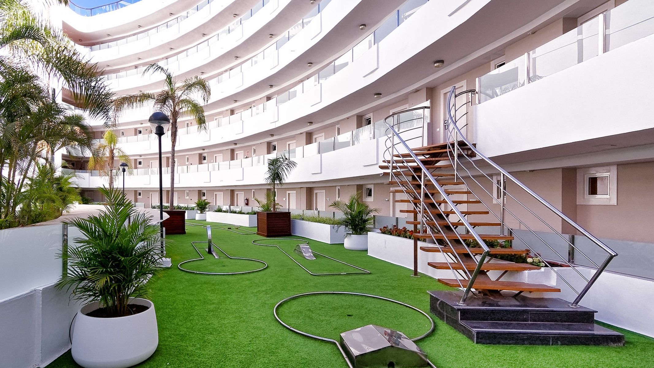 Bull Hotel Escorial & Spa - Image 8
