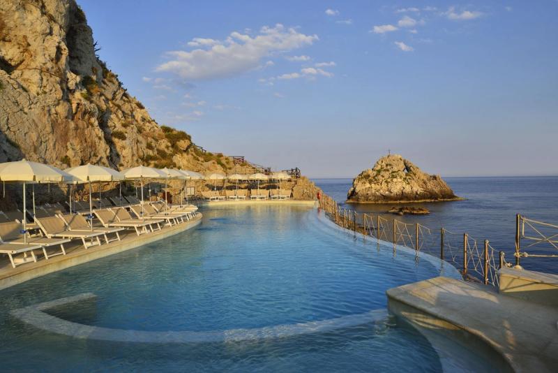 UNAHOTELS Capotaormina - Image 4
