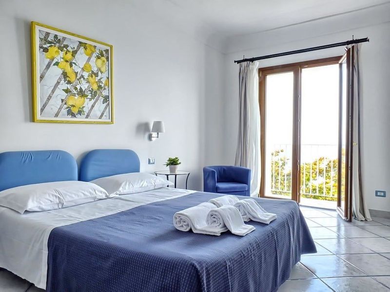 Maresca Hotel Praiano - Image 3