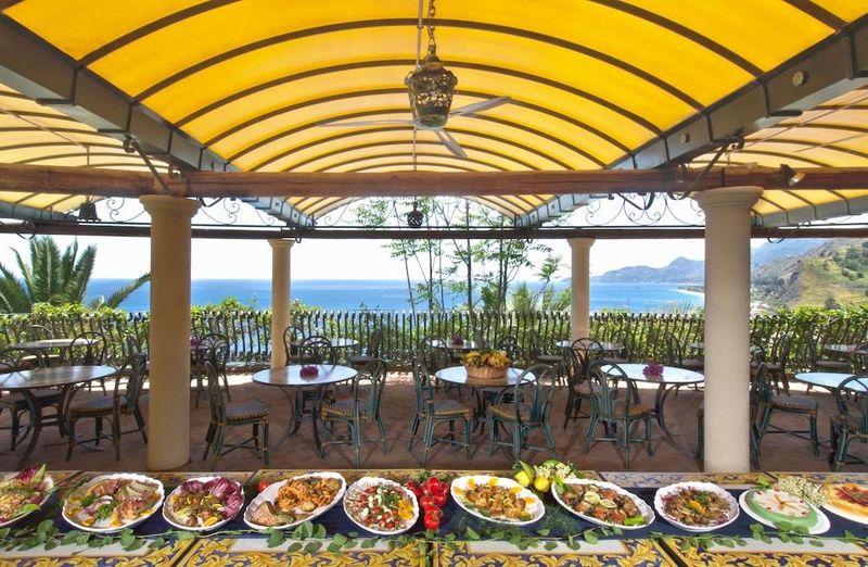 Baia Taormina Hotel - Image 9