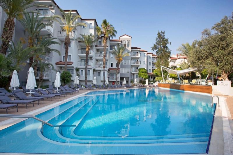 Paloma Marina Suites - Image 3