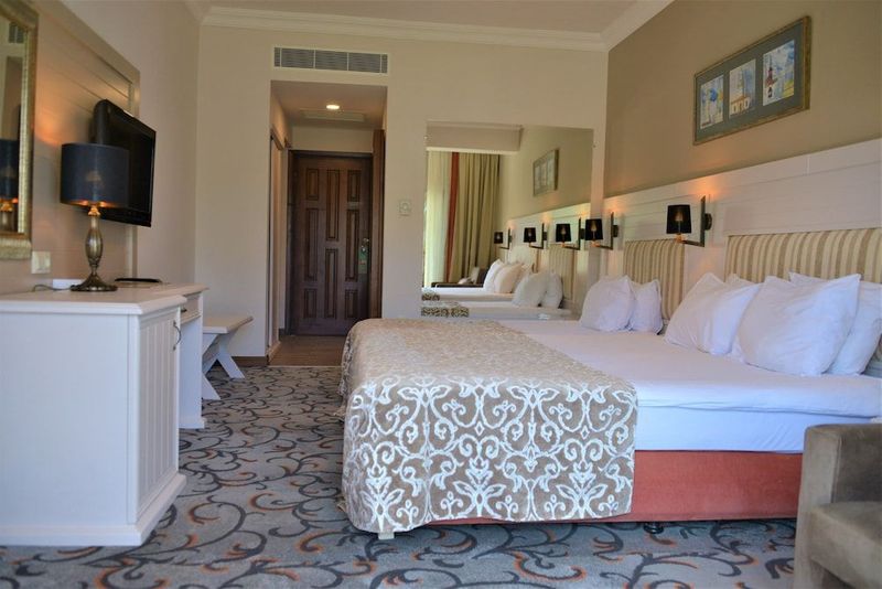 Club Boran Mare Beach - Image 7