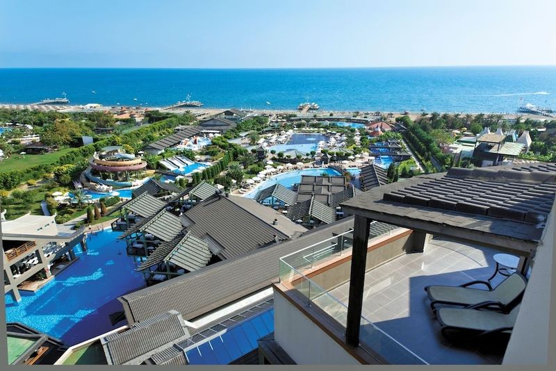 Limak Lara Deluxe Hotel - Image 2
