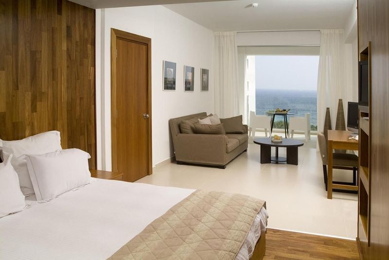 Napa Mermaid Hotel & Suites - Image 5