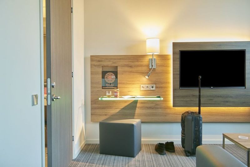 Moxy London Excel - Image 7