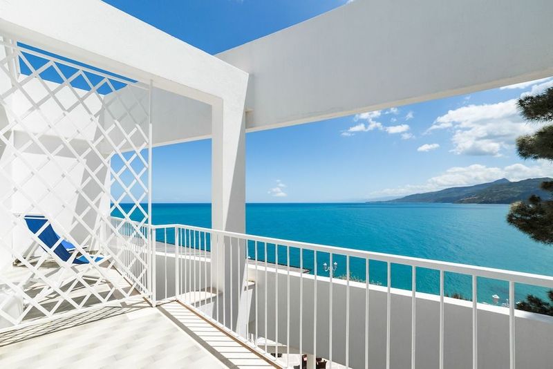 Hotel Kalura - Image 1