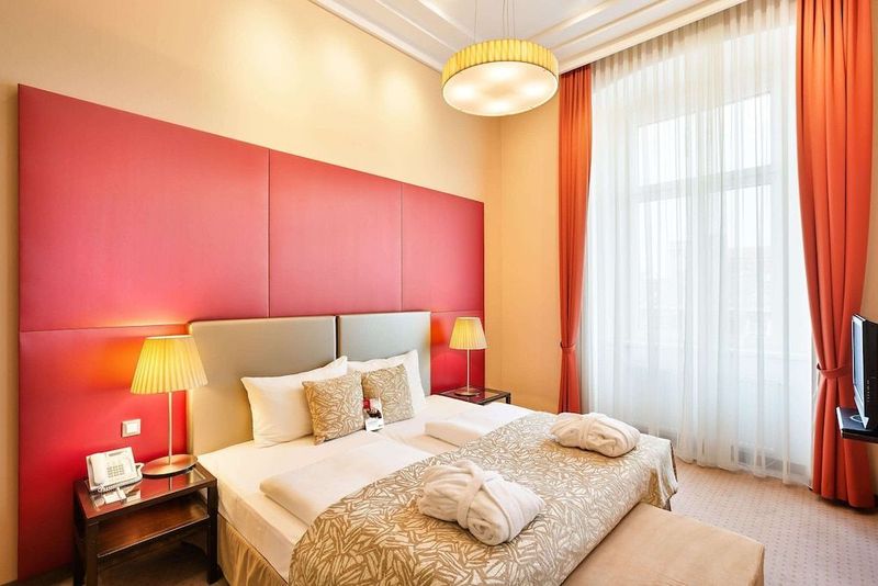 Austria Trend Hotel Savoyen - Image 6