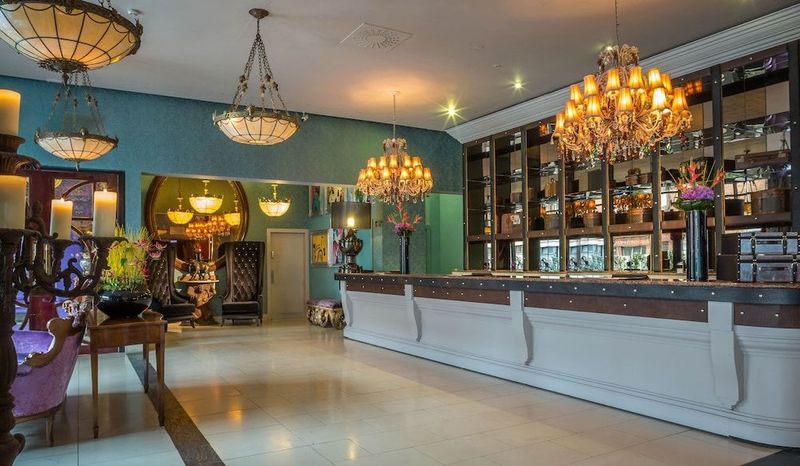 Trinity City Hotel - Image 2