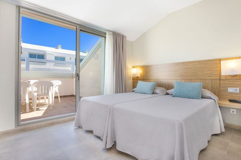 Odissea Park Aparthotel - Image 9