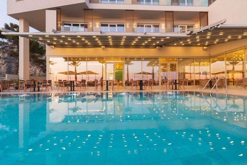 AMR Hotel - Durres - Image 5