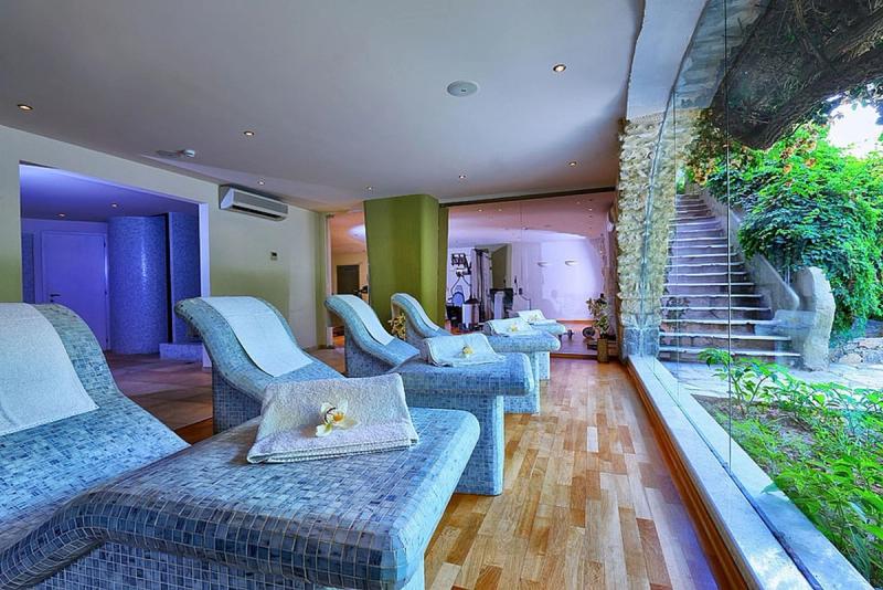 Sitia Beach City Resort & Spa - Image 9