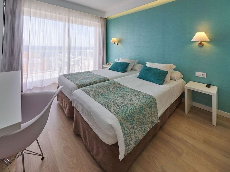 BQ Apolo Hotel - Image 6
