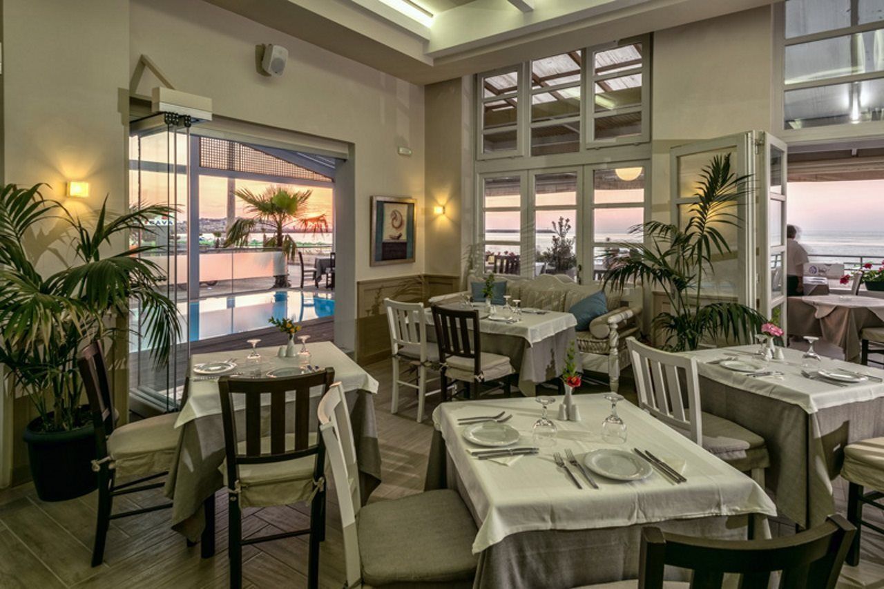 Swell Boutique Hotel - Image 7