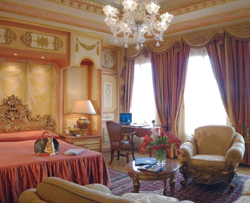 Hotel Regina Palace - Image 5