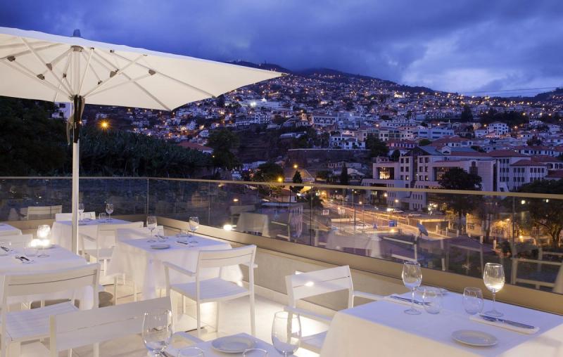 Turim Santa Maria Hotel - Image 1