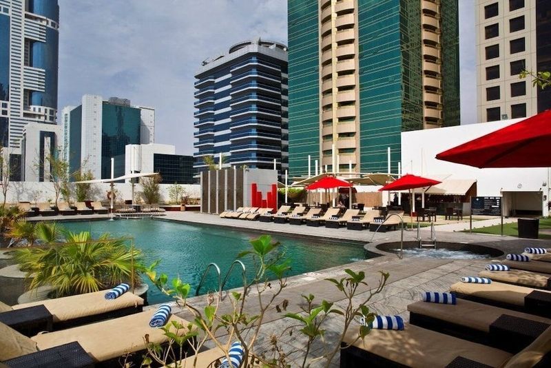 The Tower Plaza Hotel Dubai - Image 9