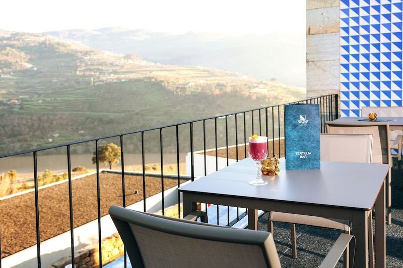 Douro Palace Hotel Resort SPA - Image 8