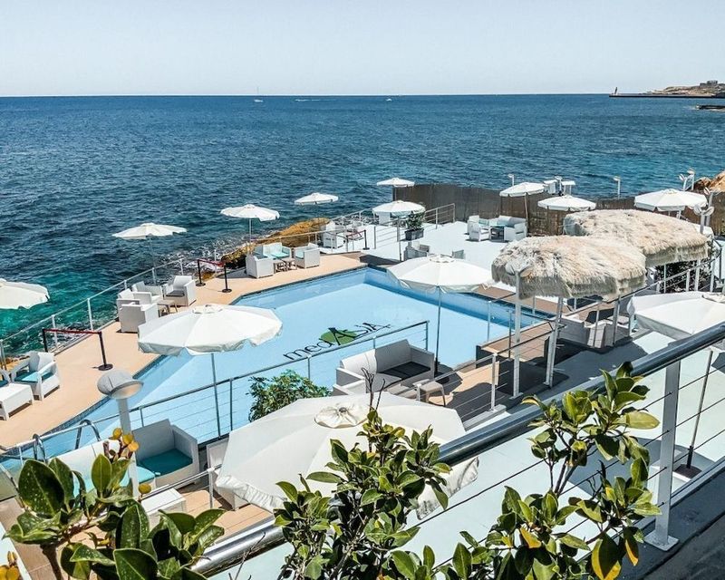 The Waterfront Hotel - Image 5