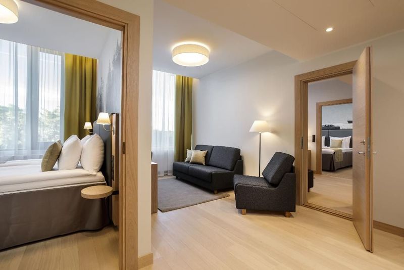 Centennial Hotel Tallinn - Image 7