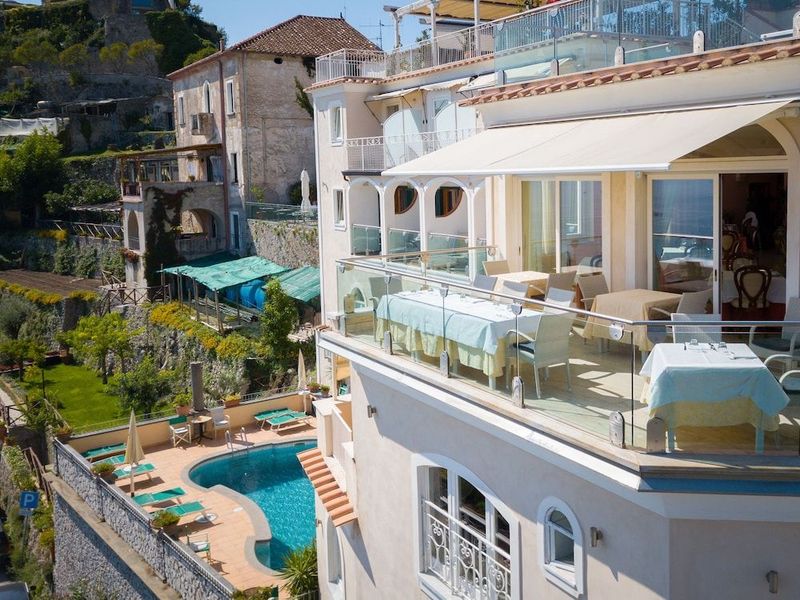 Hotel Bonadies - Image 1